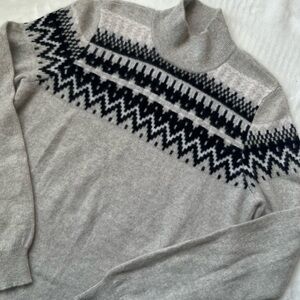 CASHMERE SWEATER FROM BLOOMINGDALES, BRAND NEW